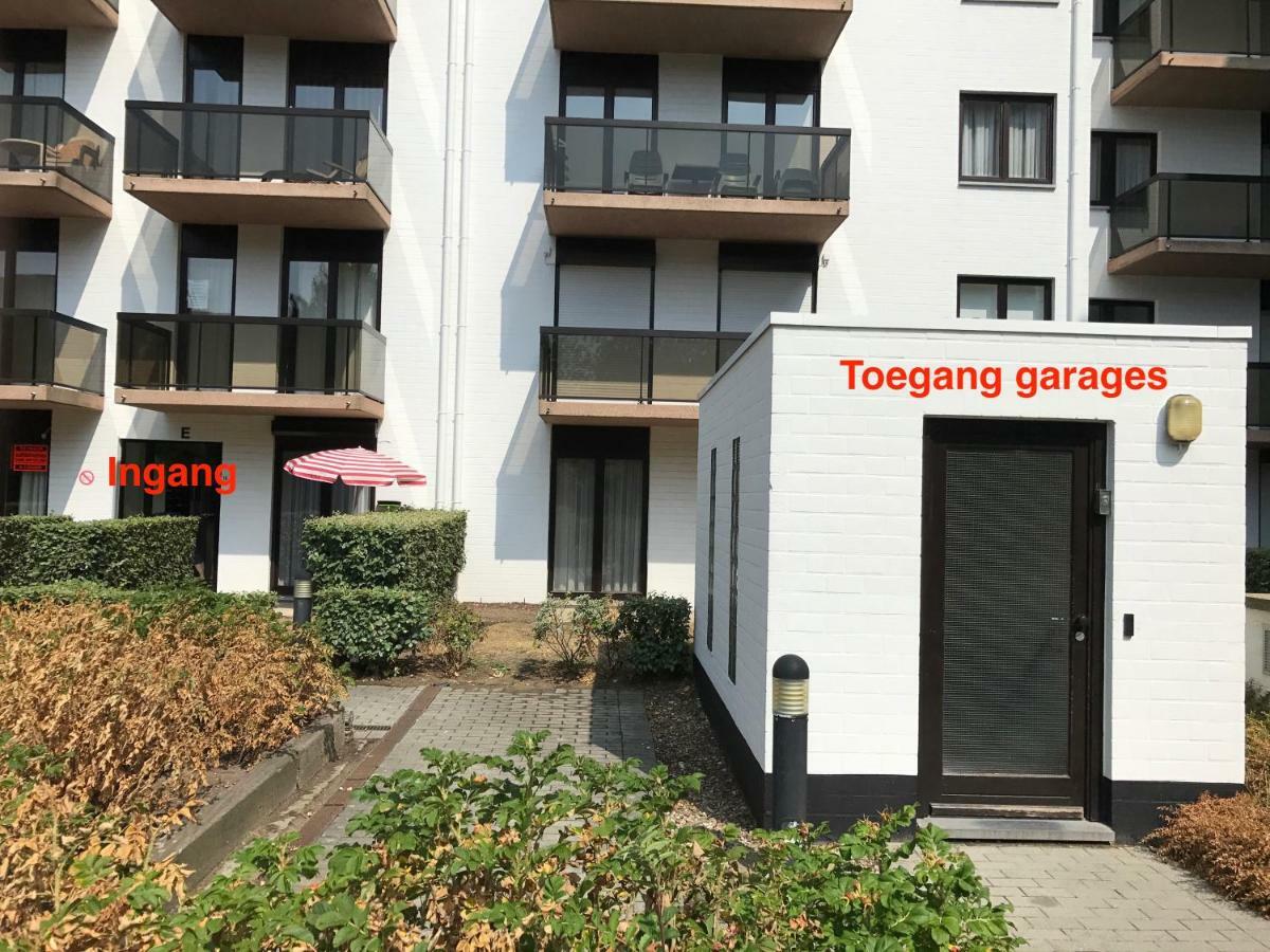 Recent Vernieuwd Appartement Met Zeezicht En Een Gratis Parkeerplaats Коксейде Экстерьер фото
